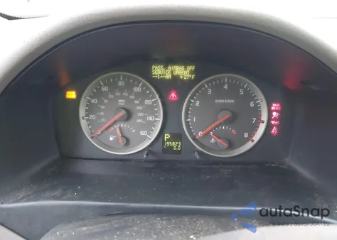 2005 Volvo S40 2.4I z USA, uszkodzony, nr VIN YV1MS390852093369